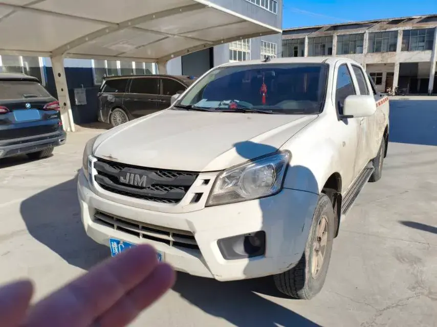 2018 Isuzu RE-MAX Jim 2.8T 116HP L4 5MT