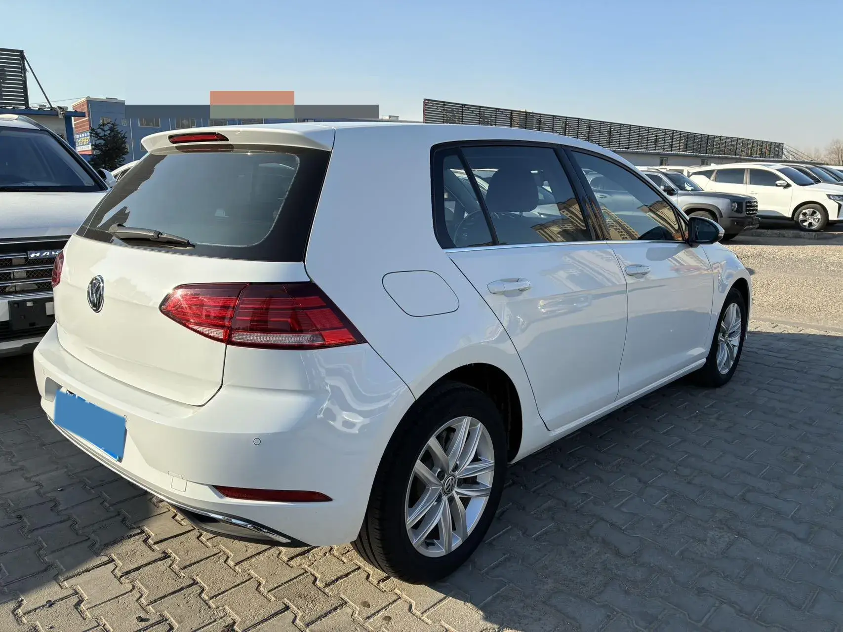 2018 VOLKSWAGEN GOLF thumbnail 3