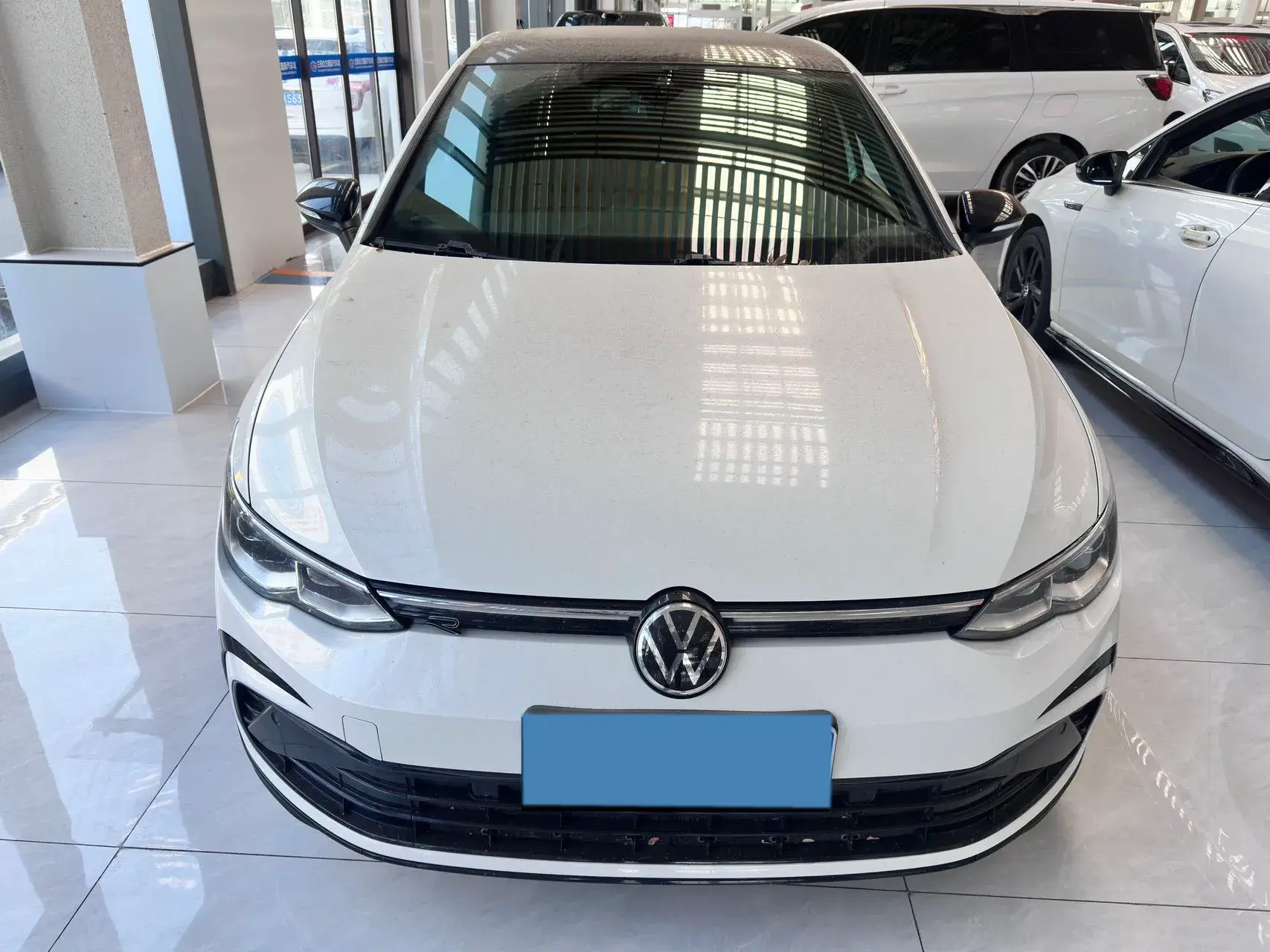 2021 VOLKSWAGEN GOLF thumbnail 2