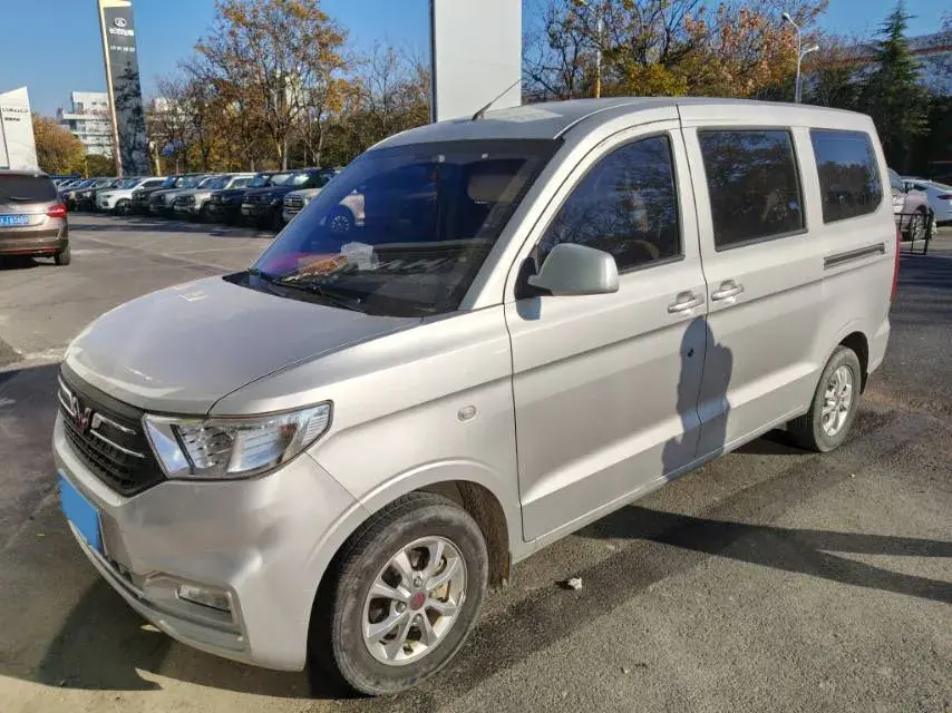 2019 WULING RONGGUANG view 1