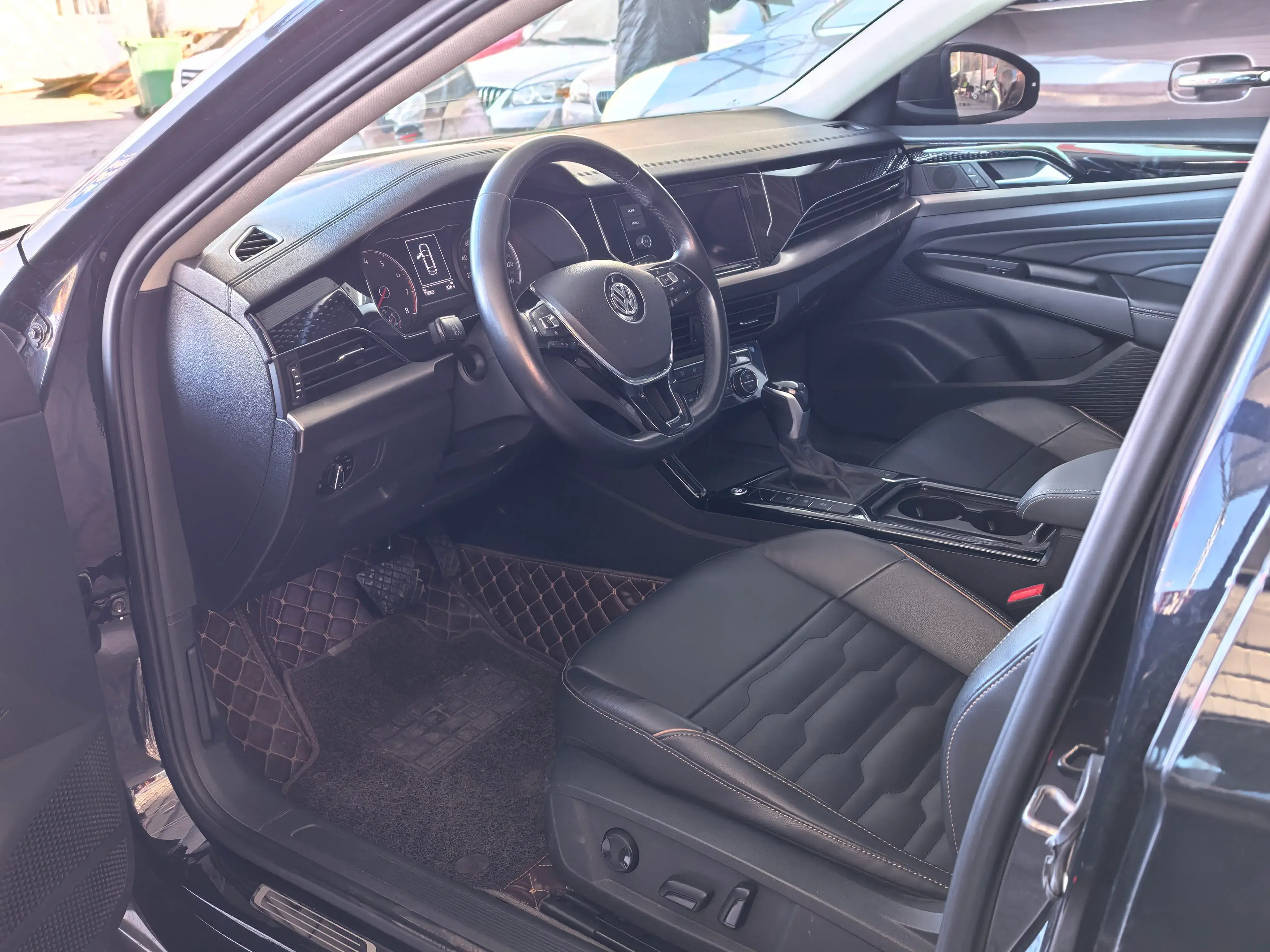 2019 SKODA KODIAK thumbnail 3