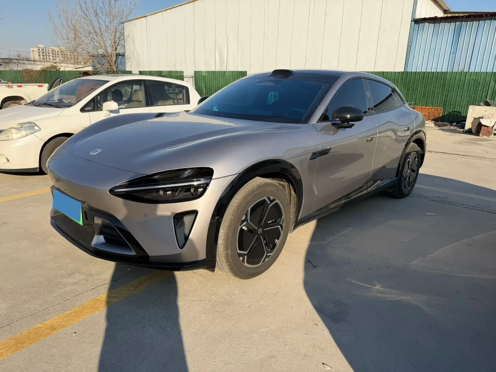 2025 MI YU7 view 1