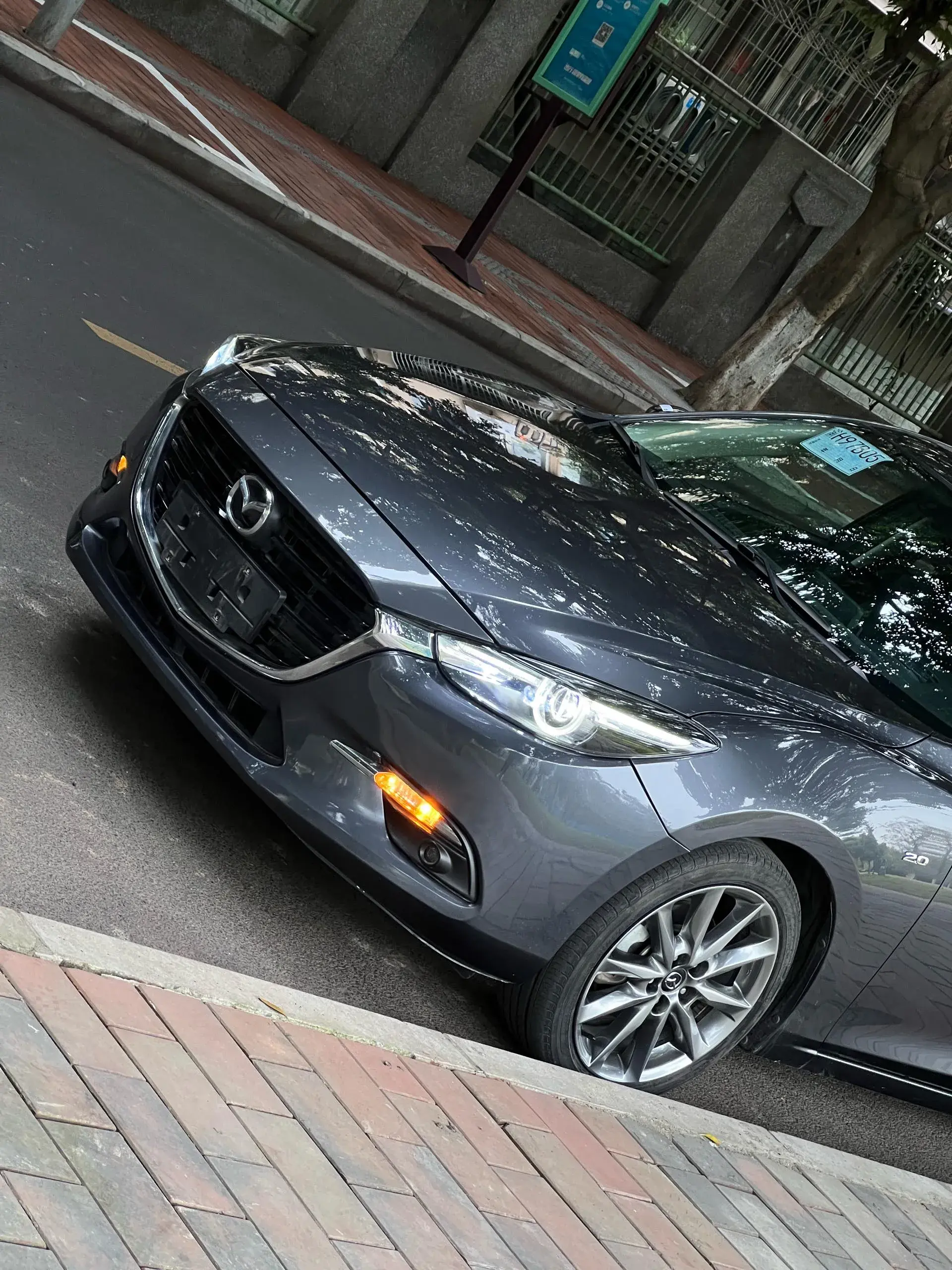 2019 MAZDA 3 thumbnail 2