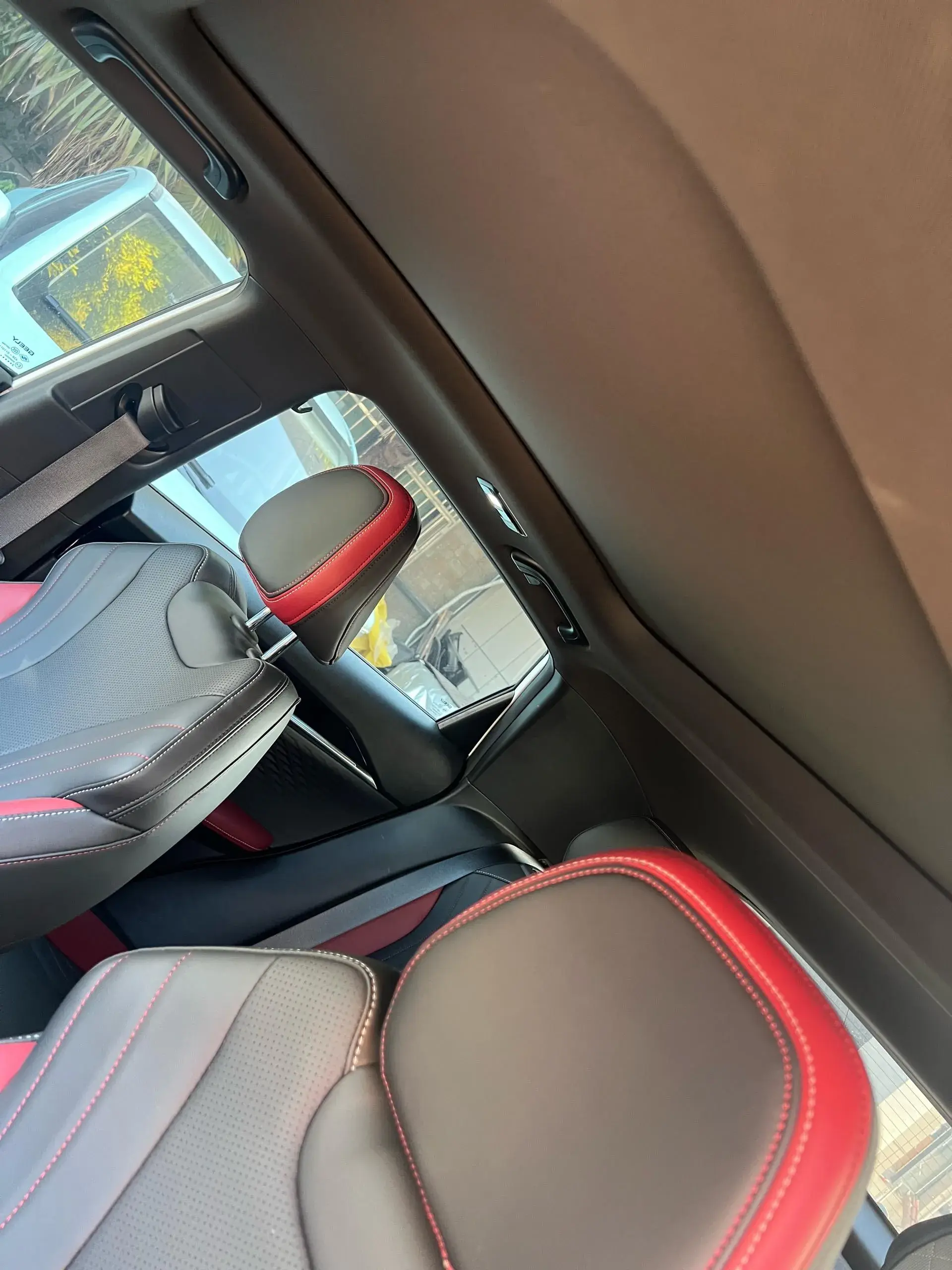 2022 GEELY COOLRAY thumbnail 4