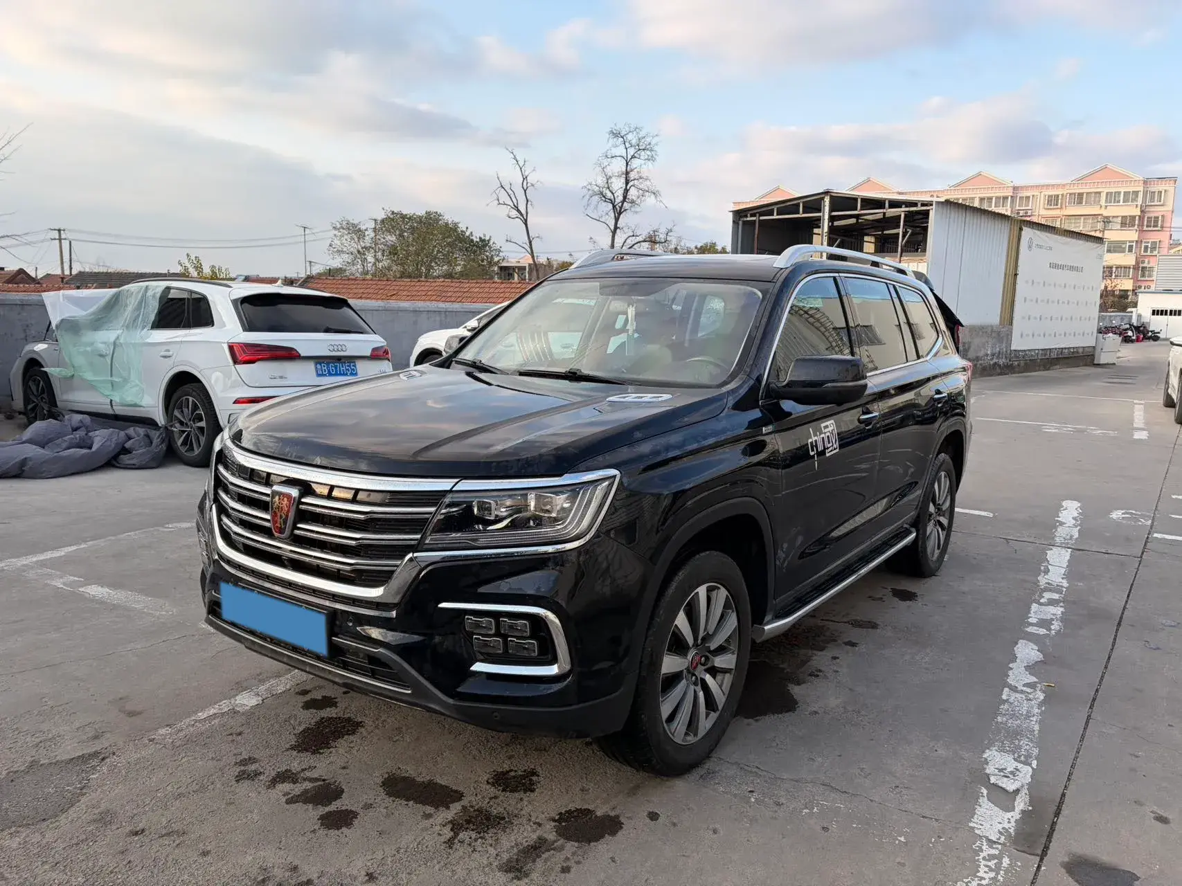 2019 ROEWE RX8 view 1