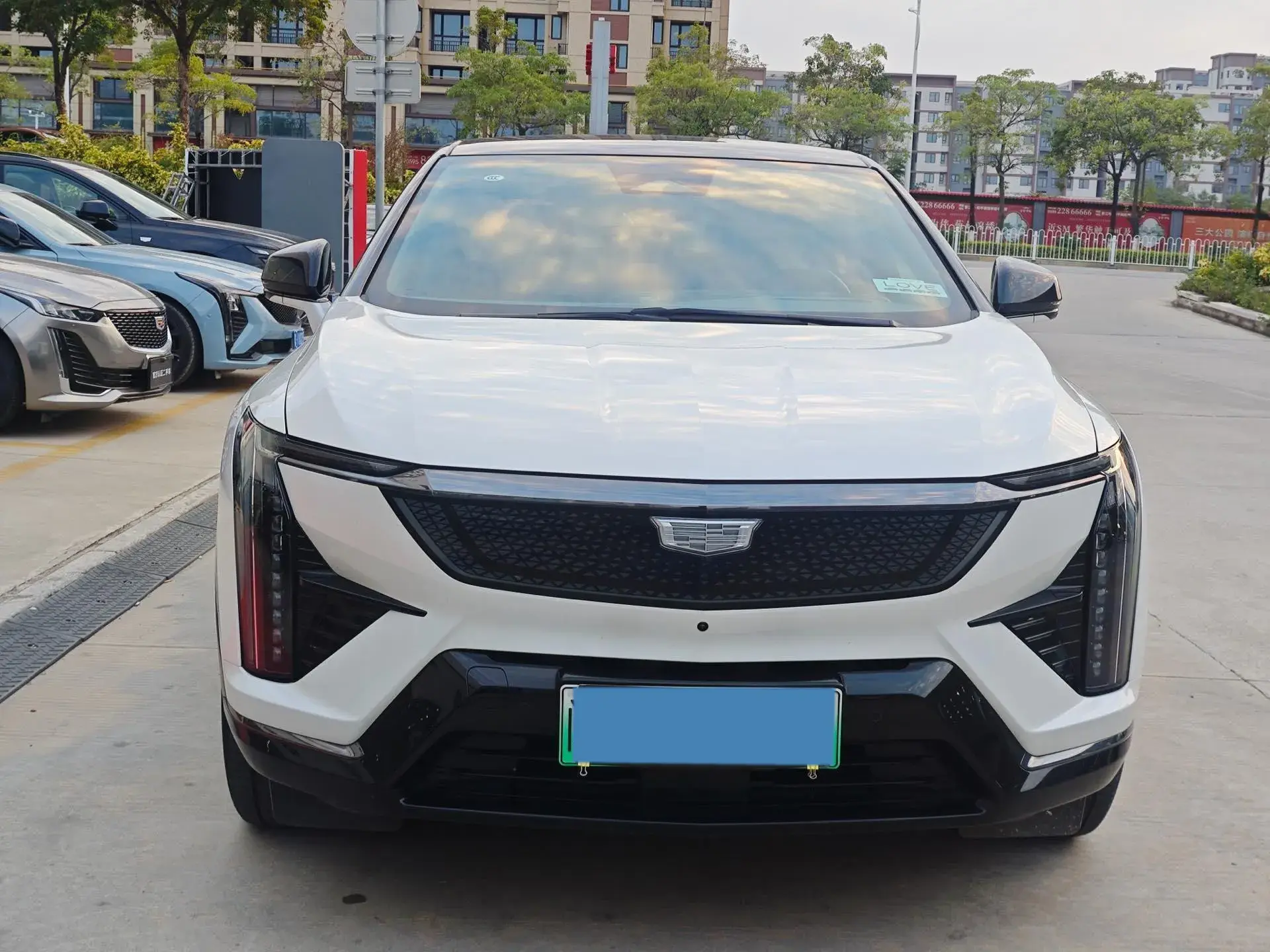 2024 CADILLAC OPTIQ thumbnail 2