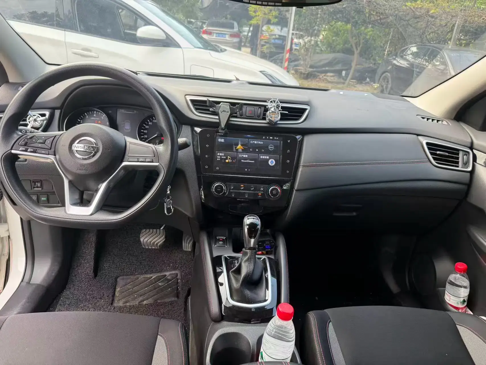 2019 NISSAN QASHQAI thumbnail 3