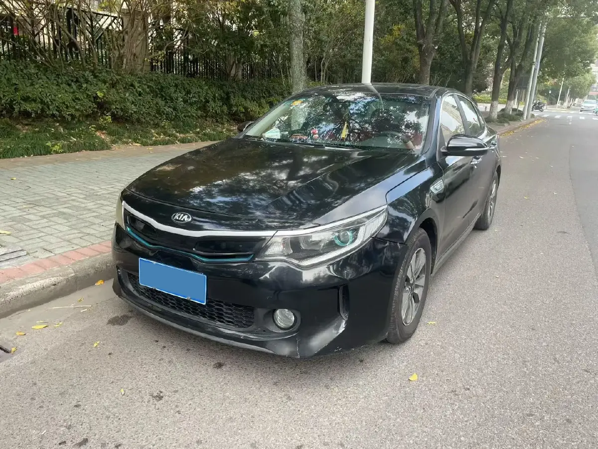 2016 Kia K5 2.0L 156HP L4 6AT Hybrid