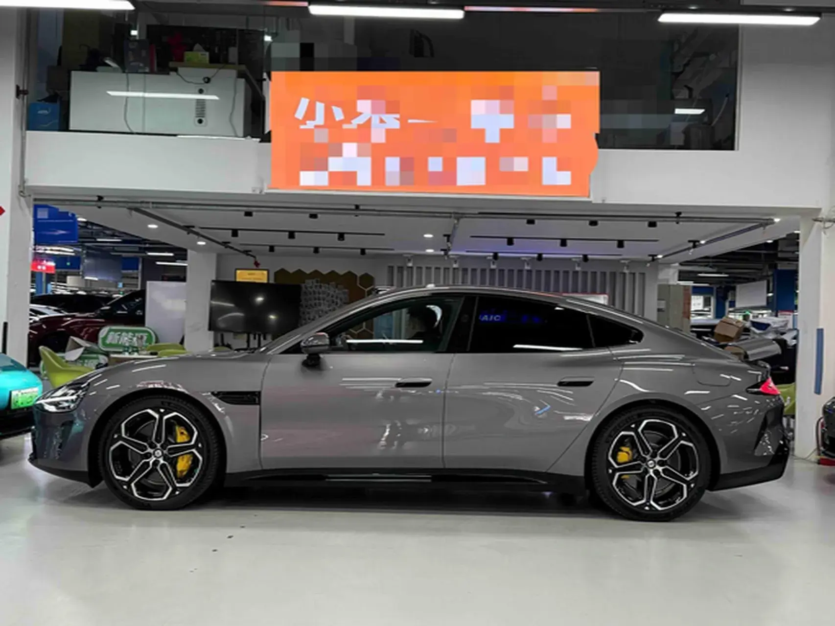 2024 MI SU7 thumbnail 4