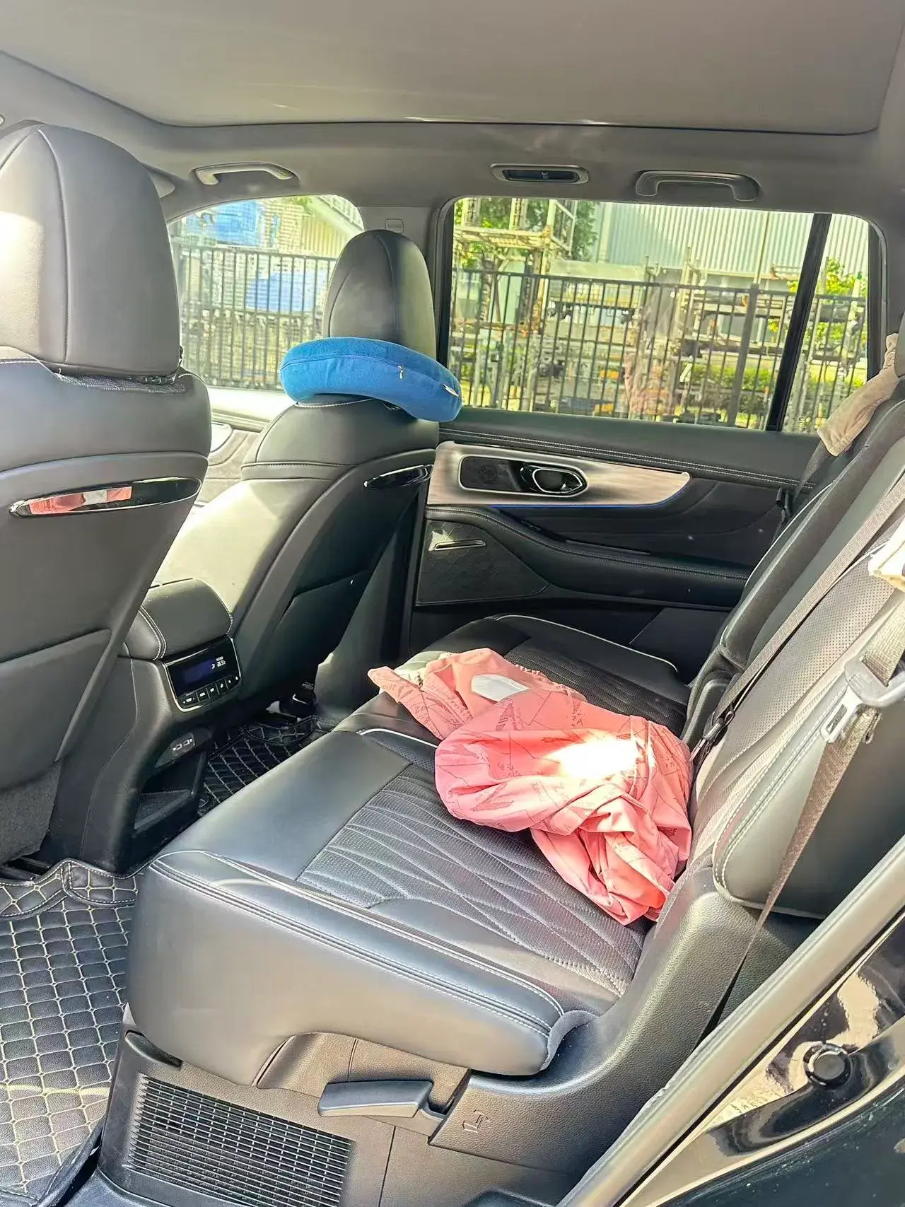 2022 GAC TRUMPCHI thumbnail 3