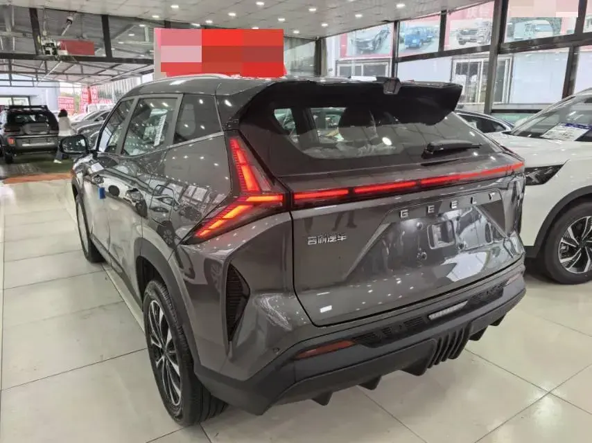 2024 GEELY AZKARRA thumbnail 4