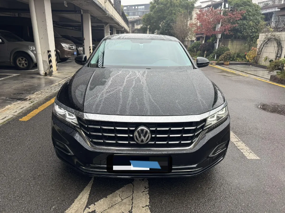 2019 Volvo V40 1.5T 152HP L4 6AT,autocango,china used car exporter,china ev exporter,chinese used car exporter,chinese used ev exporter