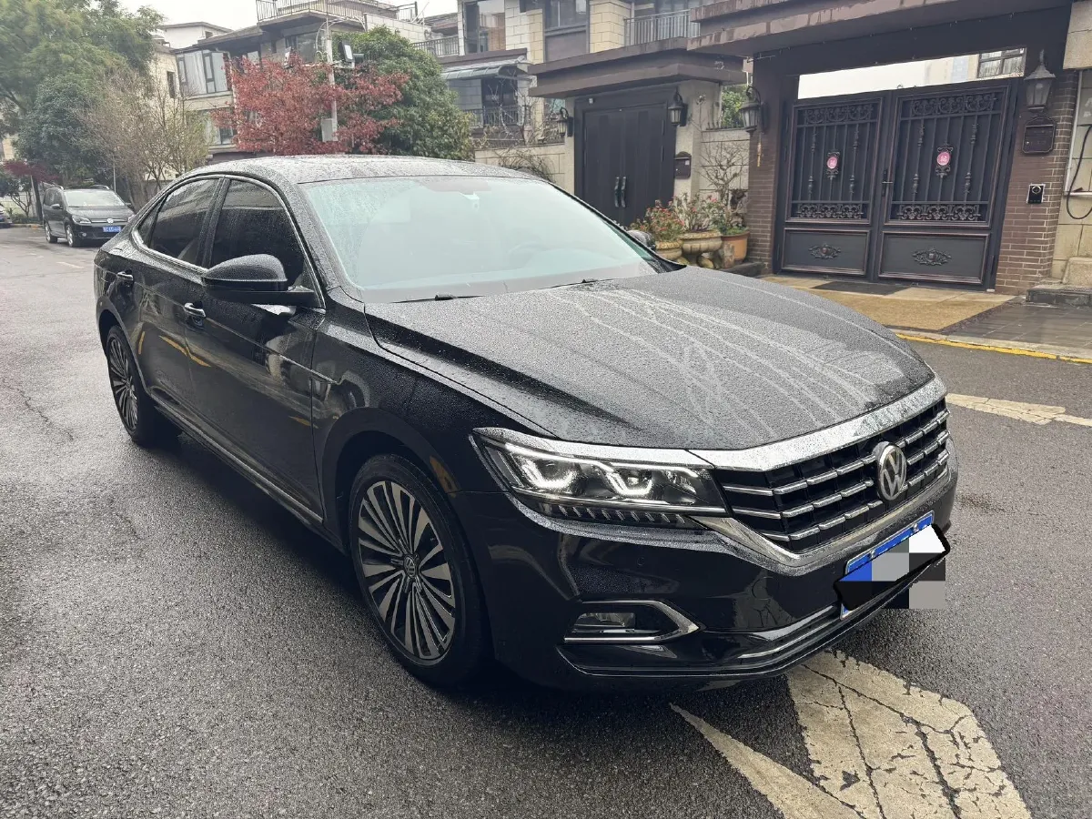 2019 Volvo V40 1.5T 152HP L4 6AT,autocango,china used car exporter,china ev exporter,chinese used car exporter,chinese used ev exporter
