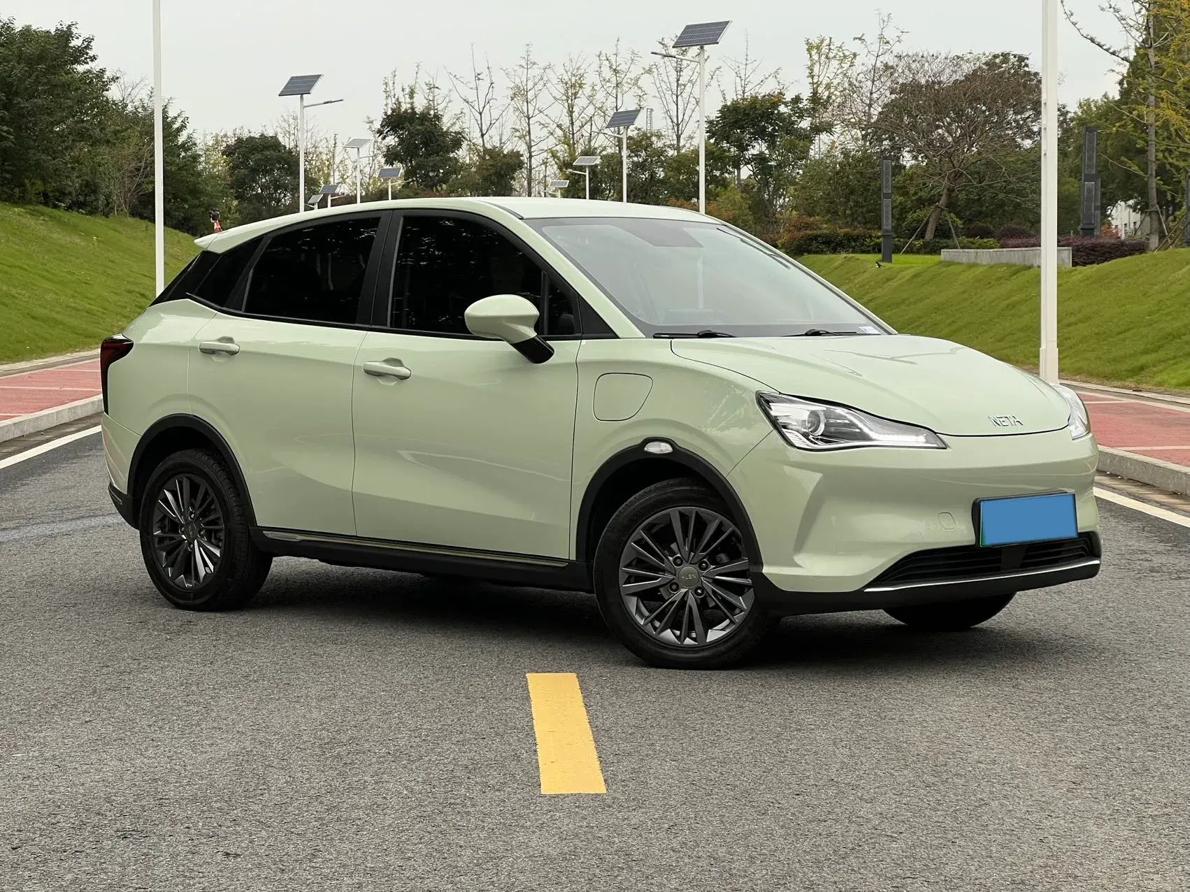 2022 NETA V thumbnail 3