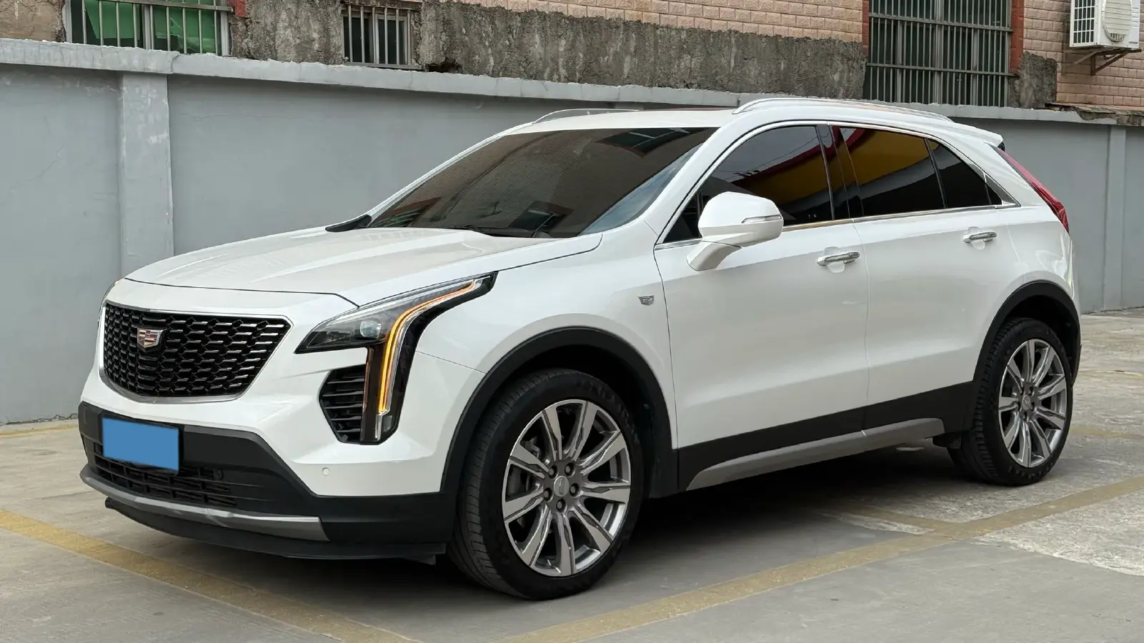 2022 Cadillac XT4 2.0T 237HP L4 9AT 2022 Cadillac XT4 2.0T 237HP L4 9AT
