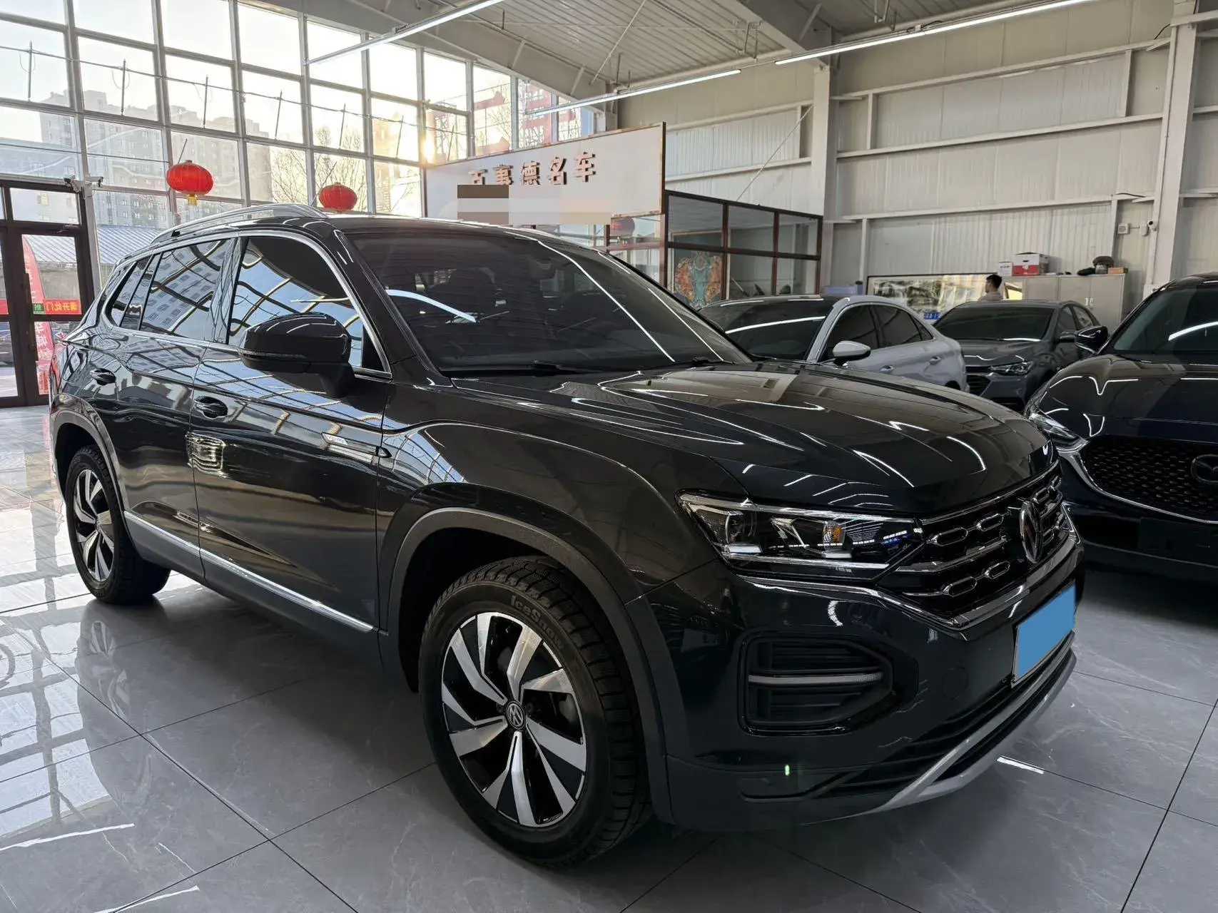 2022 VOLKSWAGEN TAYRON thumbnail 3