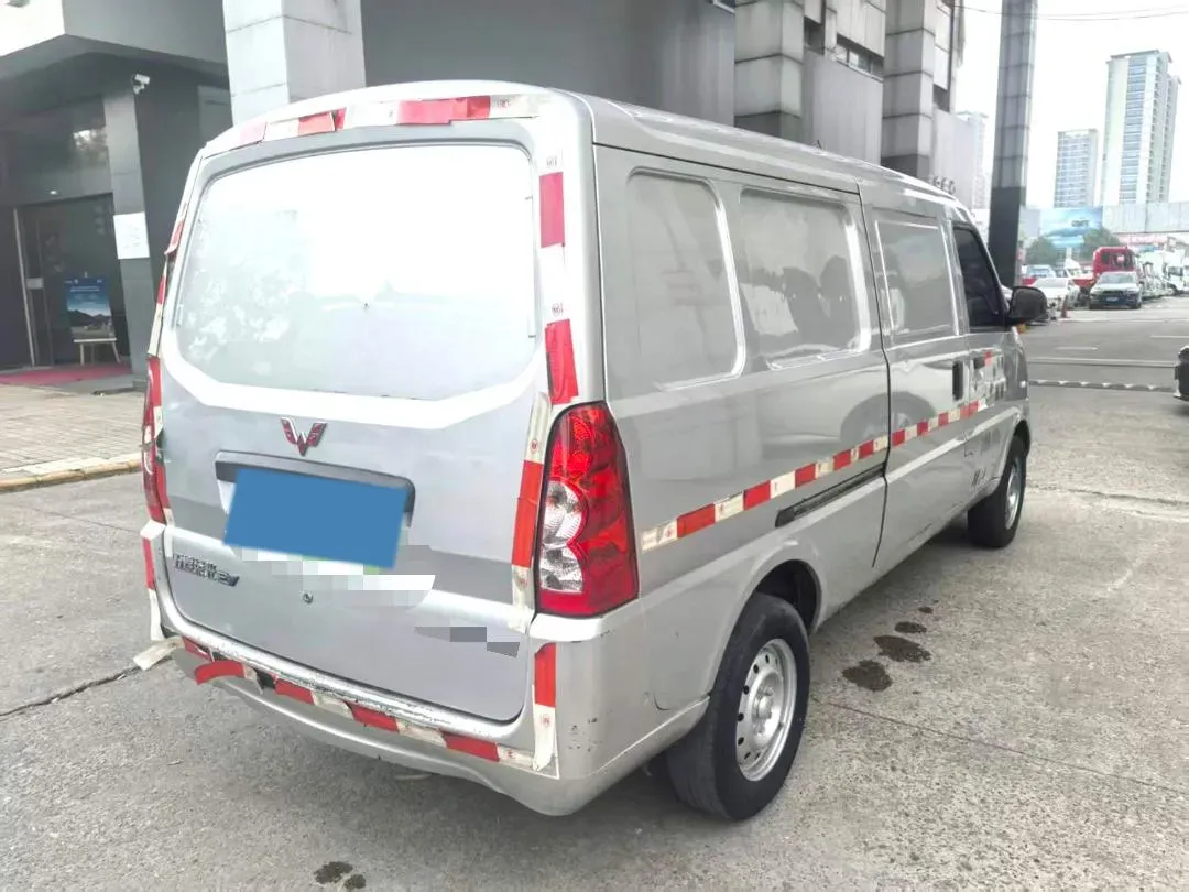 2020 WuLing RongGuang EV BEV 35.4KWH,autocango,china used car exporter,china ev exporter,chinese used car exporter,chinese used ev exporter