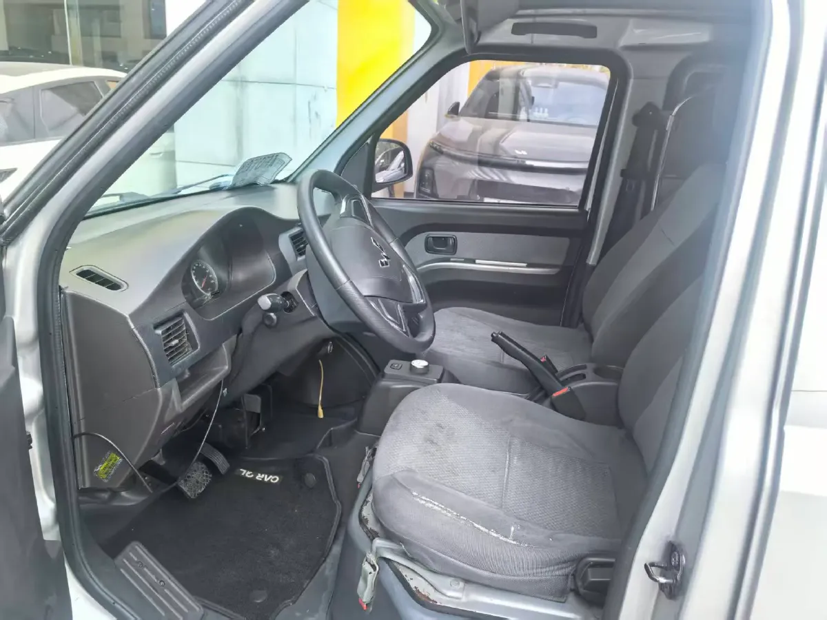 2020 WuLing RongGuang EV BEV 35.4KWH,autocango,china used car exporter,china ev exporter,chinese used car exporter,chinese used ev exporter