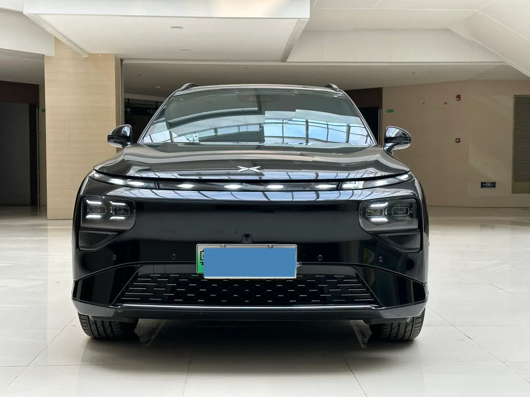 2024 XPENG G9 thumbnail 2