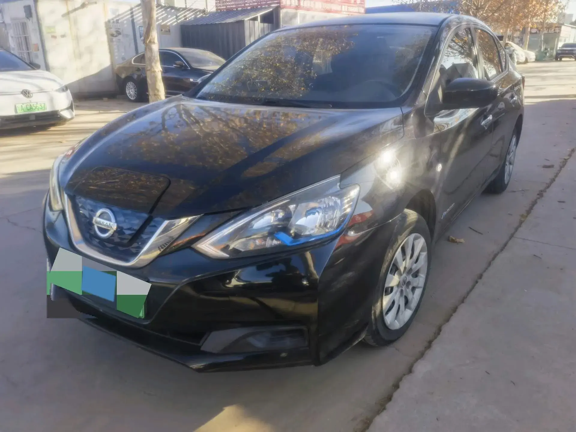 2018 NISSAN SYLPHY view 1