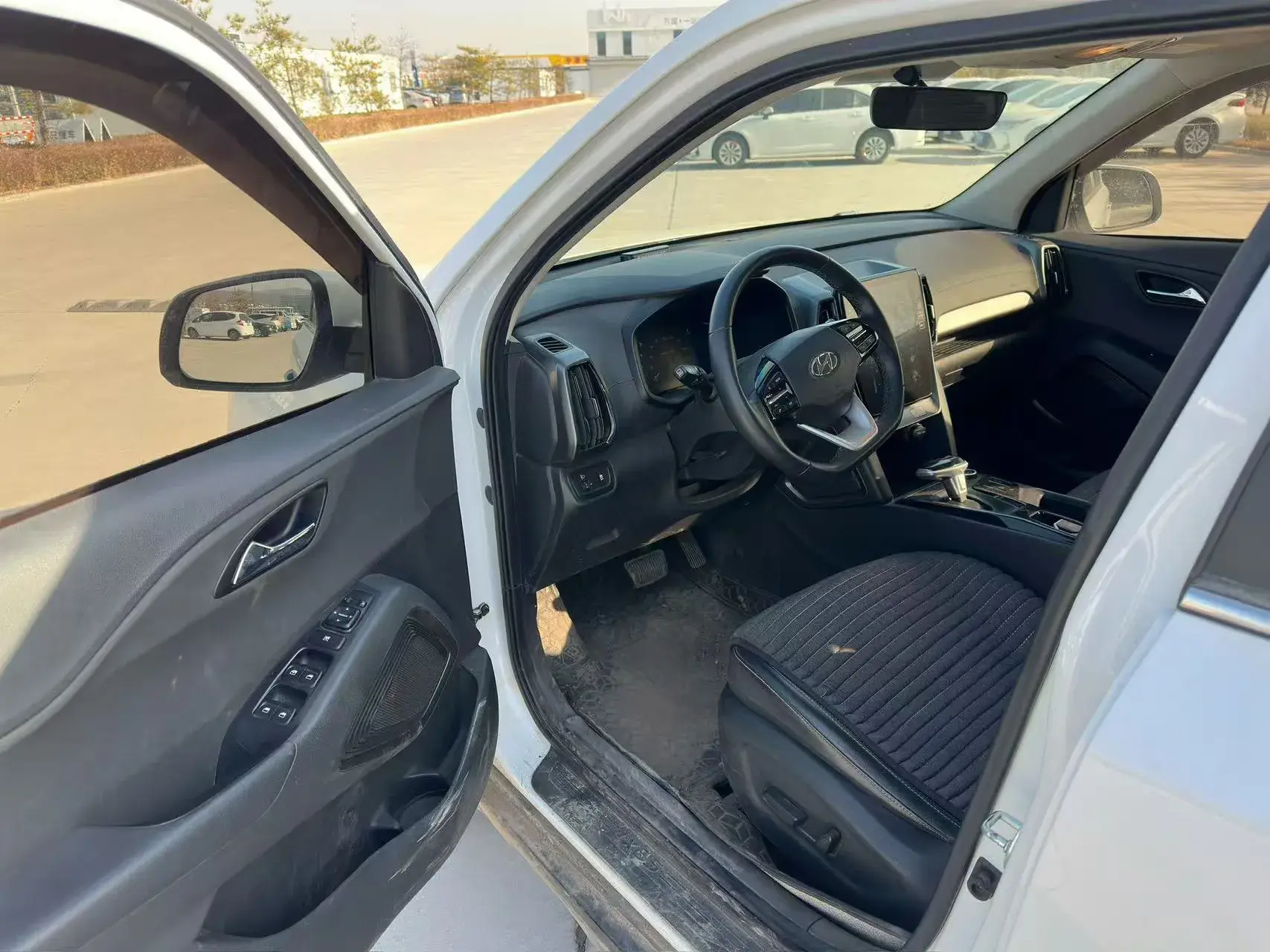 2021 HYUNDAI IX35 thumbnail 3