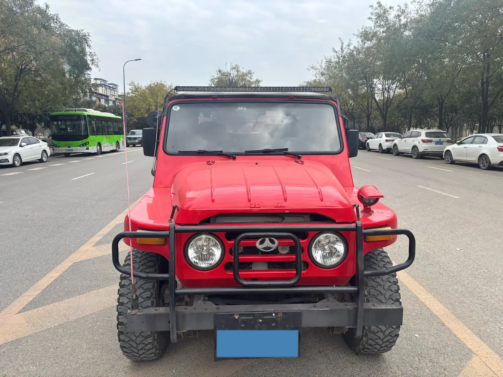 2018 BAW 212 thumbnail 3