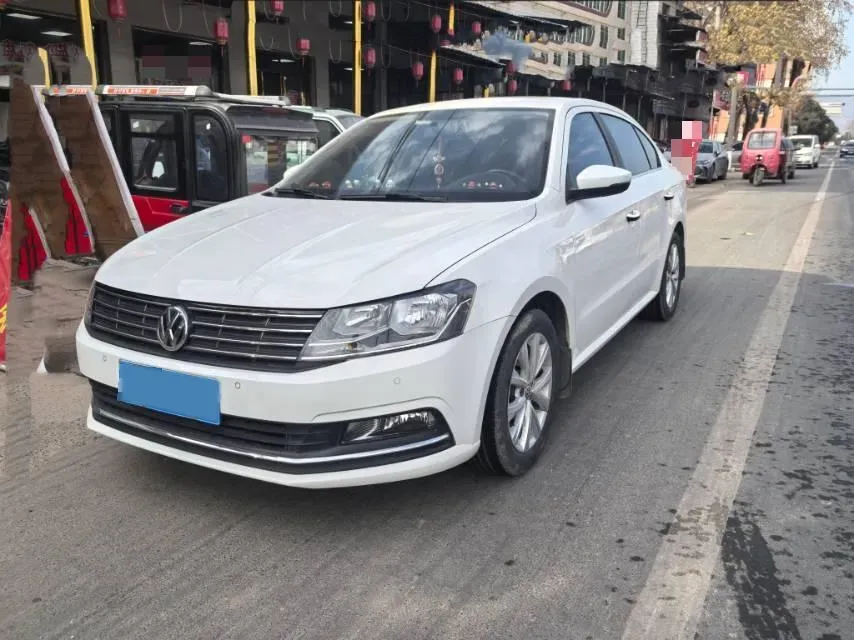 2017 Zotye Damy X7 1.8T 177HP L4 5MT,autocango,china used car exporter,china ev exporter,chinese used car exporter,chinese used ev exporter