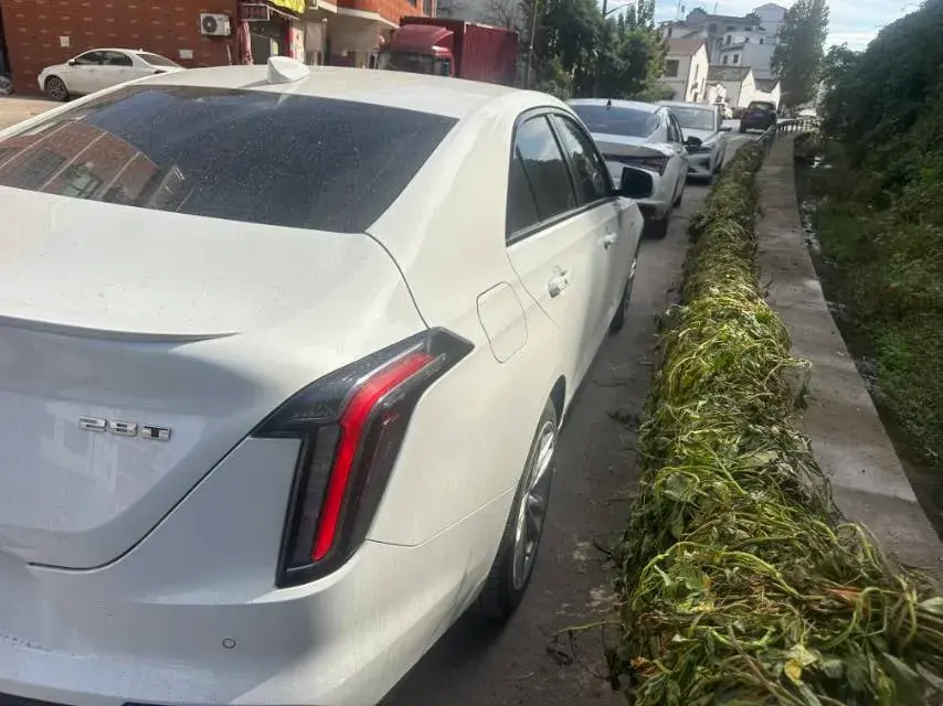 2022 CADILLAC CT4 thumbnail 4