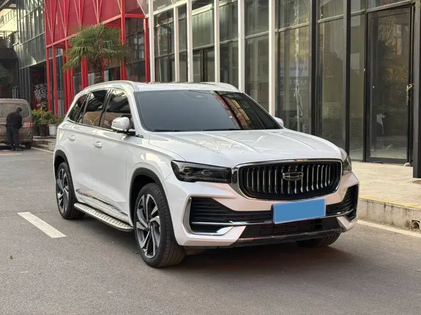 2023 GEELY MONJARO thumbnail 3