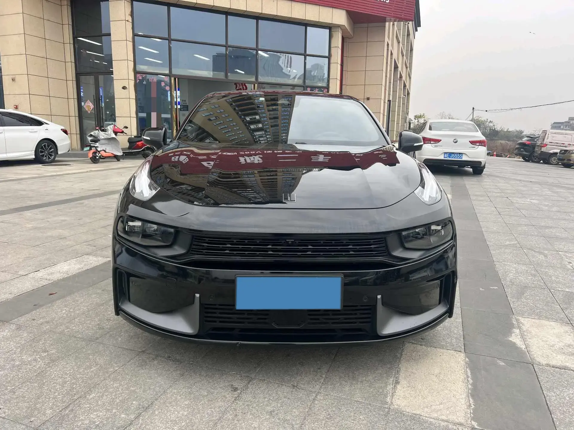 2021 LYNK&CO 03 thumbnail 2