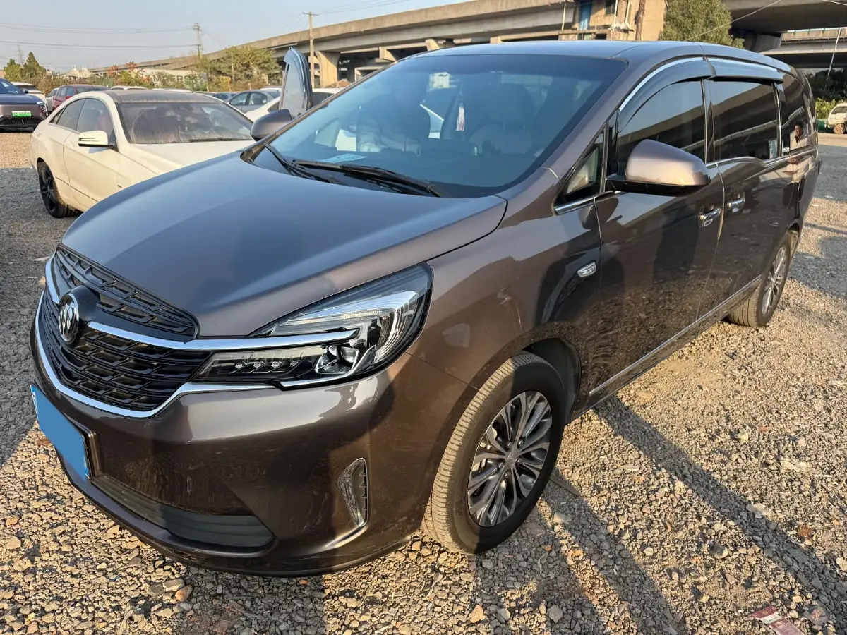 2021 Buick GL8 2.0T 237HP L4 9AT