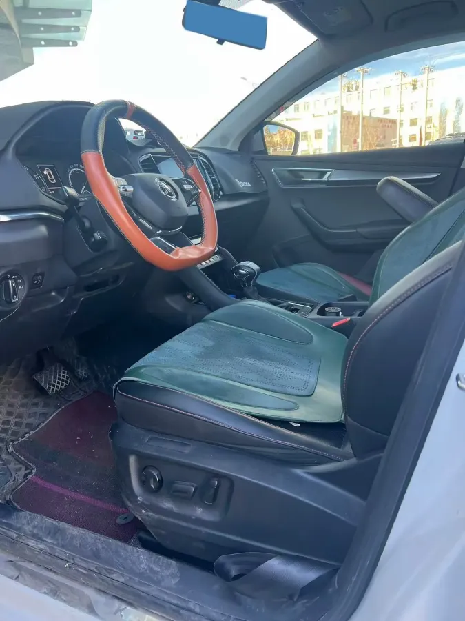 2021 Skoda Karoq 1.4T 150HP L4 7DCT,autocango,china used car exporter,china ev exporter,chinese used car exporter,chinese used ev exporter