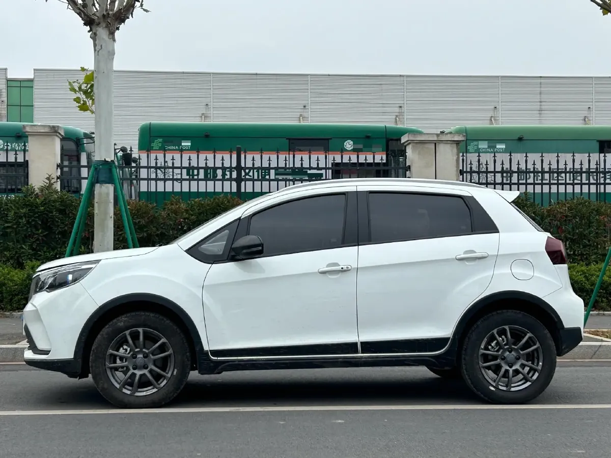 2024 Livan X3 PRO 1.5L 113HP L4 CVT,autocango,china used car exporter,china ev exporter,chinese used car exporter,chinese used ev exporter