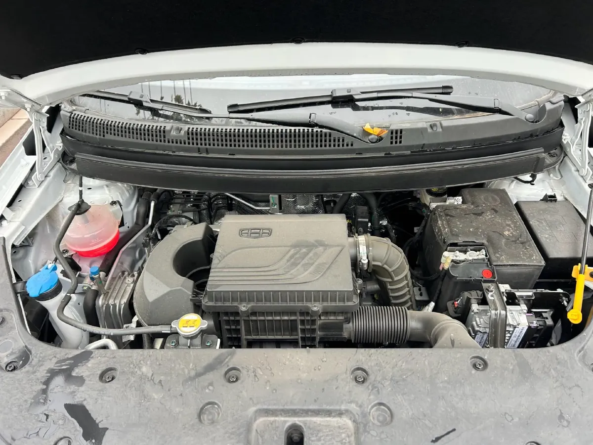 2024 Livan X3 PRO 1.5L 113HP L4 CVT,autocango,china used car exporter,china ev exporter,chinese used car exporter,chinese used ev exporter