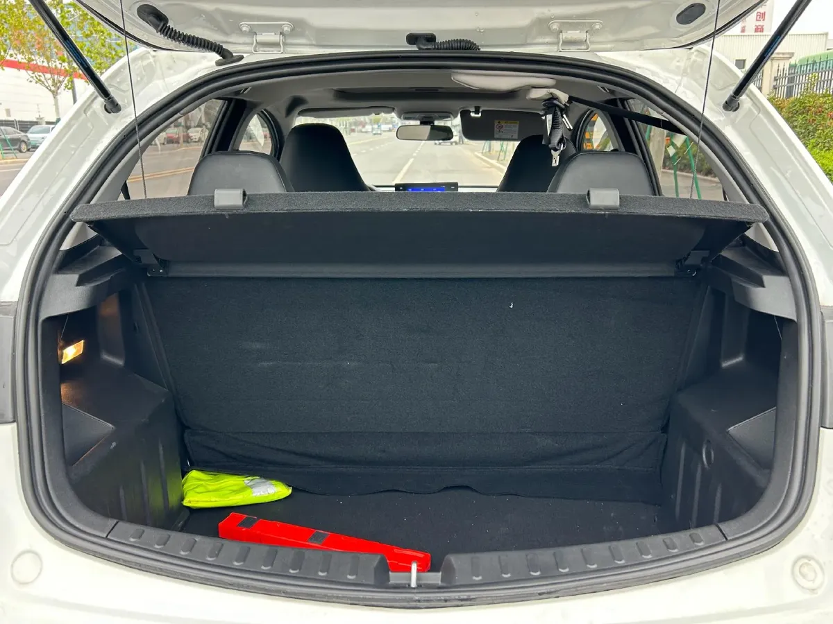 2024 Livan X3 PRO 1.5L 113HP L4 CVT,autocango,china used car exporter,china ev exporter,chinese used car exporter,chinese used ev exporter