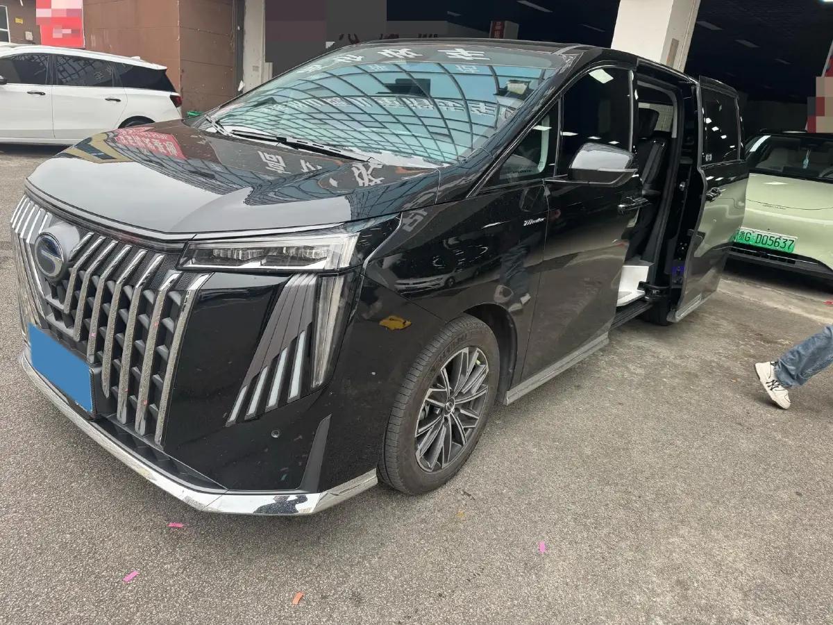 2024 GAC Trumpchi M8 2.0T 190HP L4 2DHT Hybrid