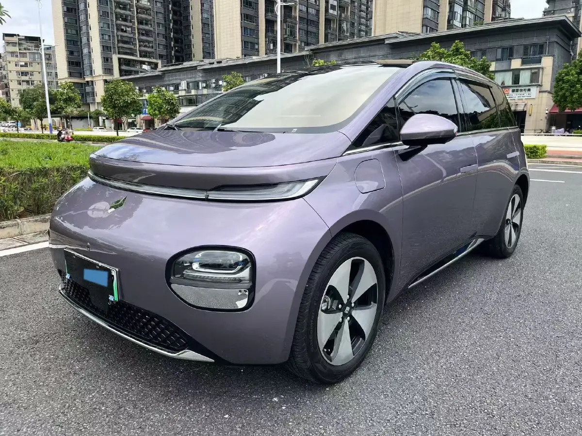2023 BaoJun Cloud BEV 50.6KWH