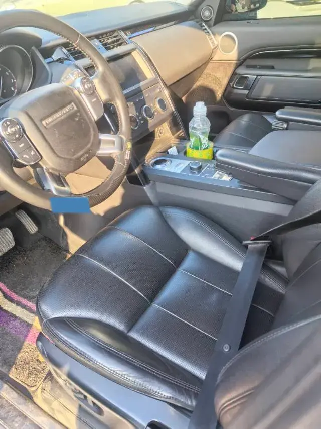 2018 LAND ROVER thumbnail 3