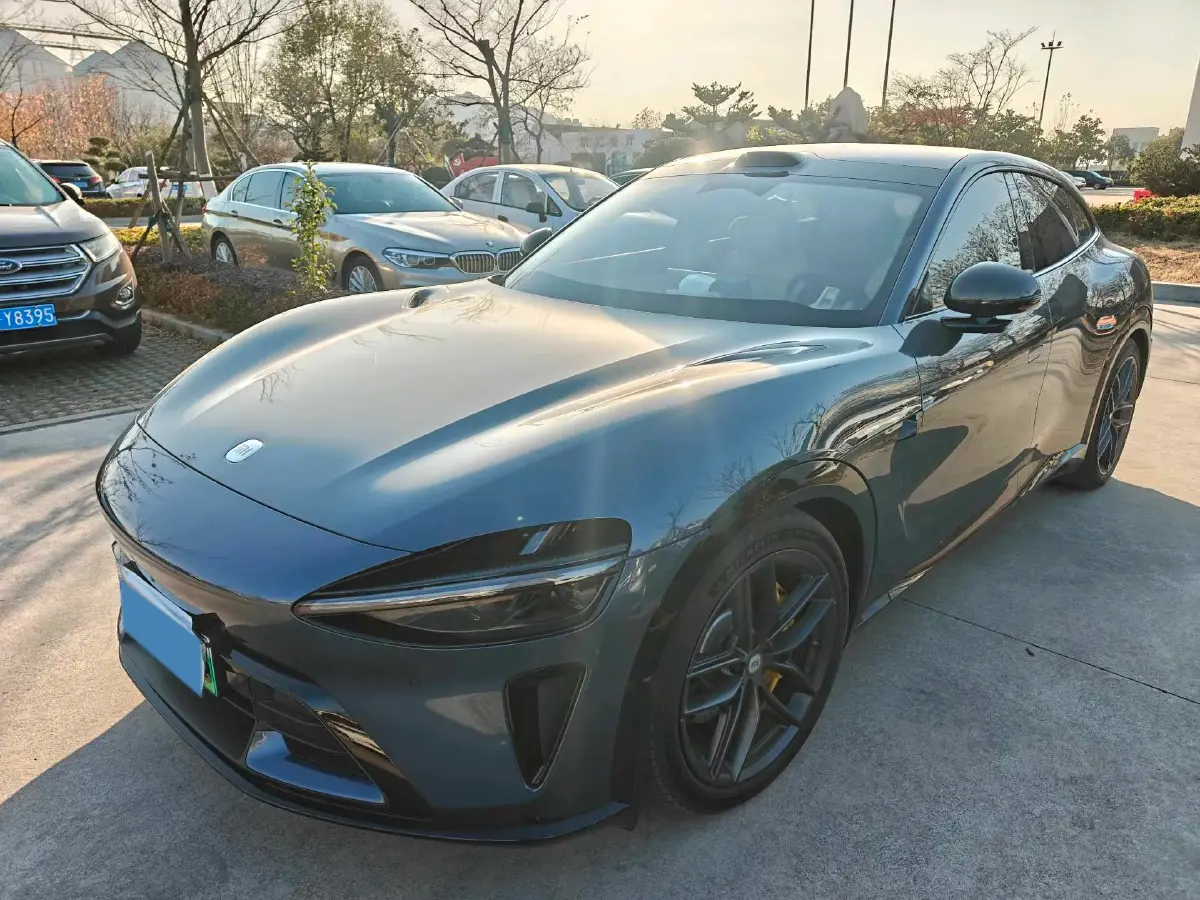 2025 MI YU7 BEV 101.7KWH