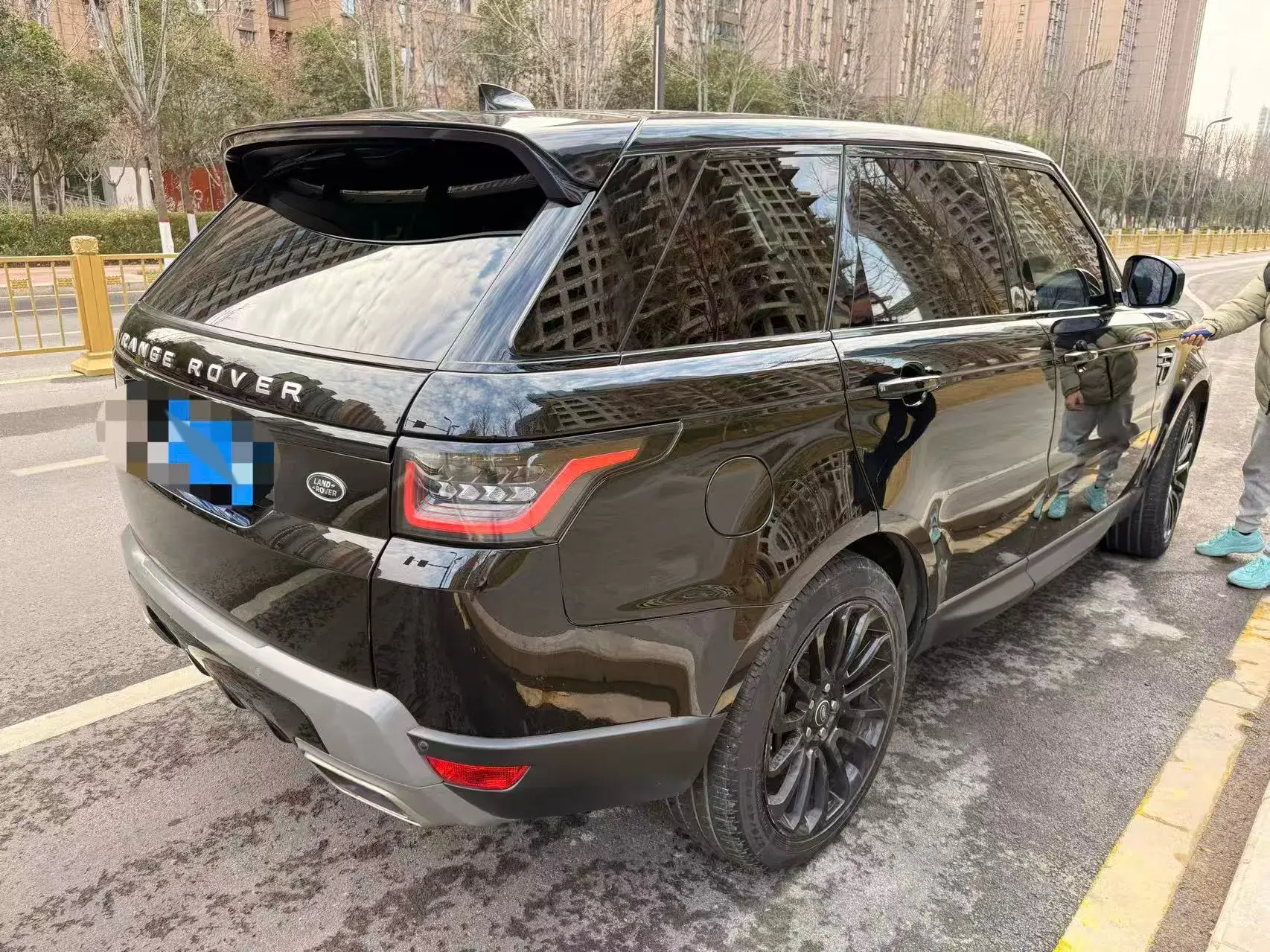 2020 LAND ROVER thumbnail 2