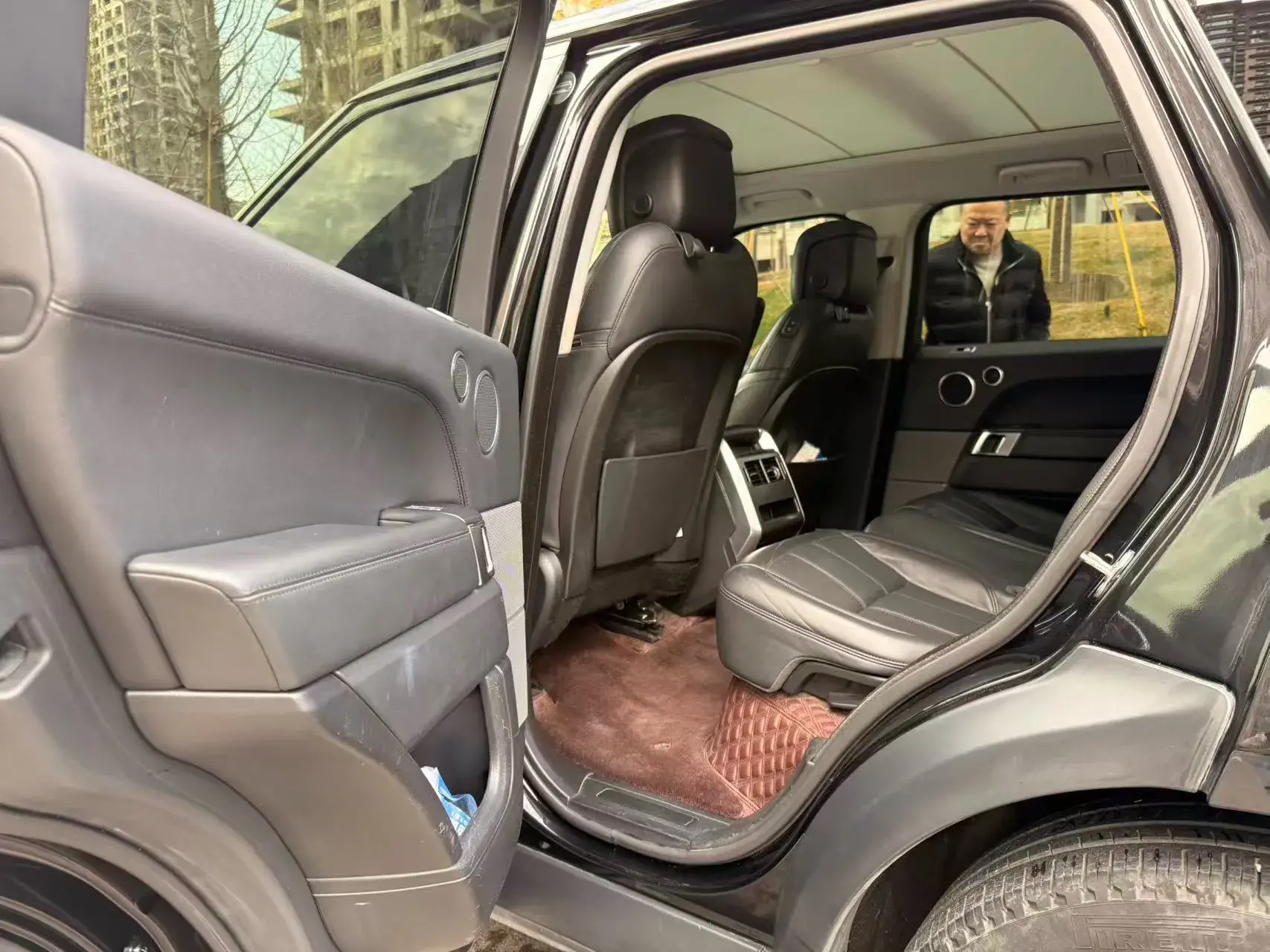 2020 LAND ROVER thumbnail 4