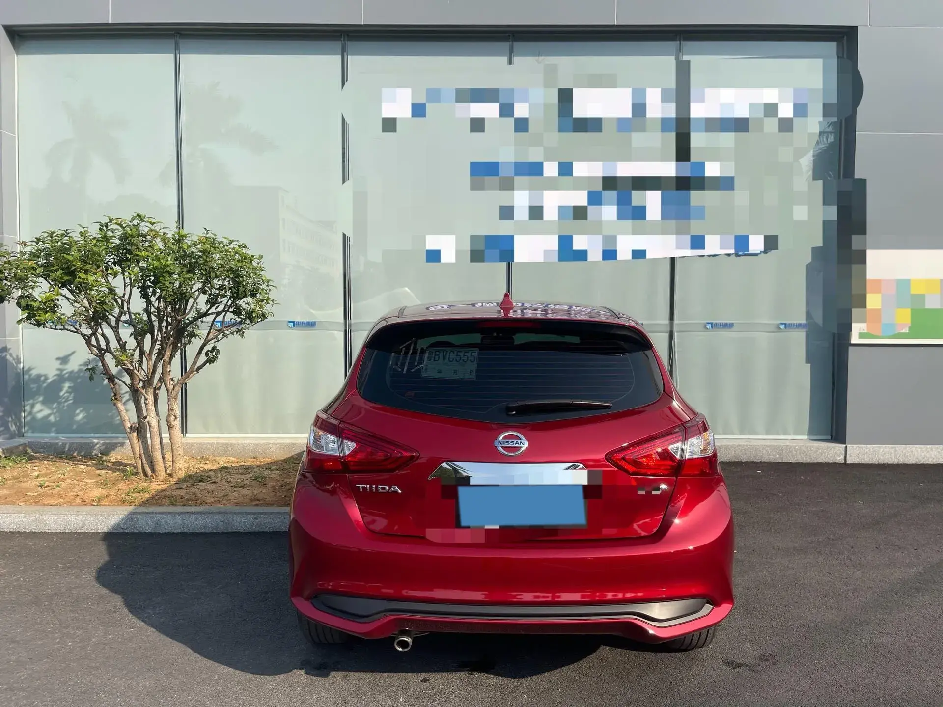 2023 NISSAN TIIDA thumbnail 4