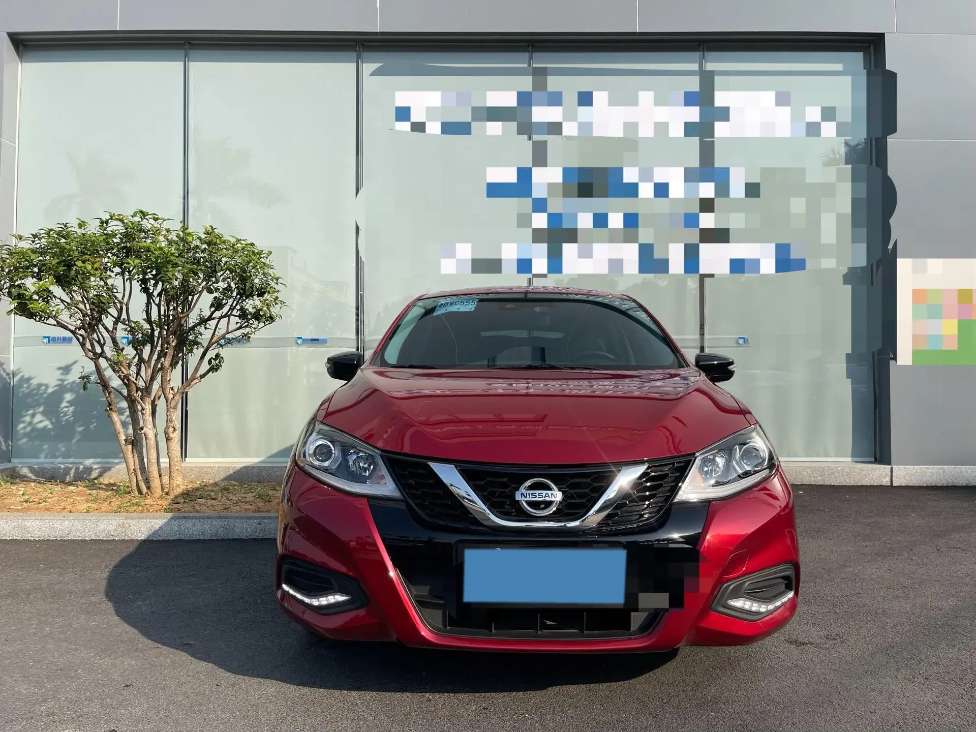 2023 NISSAN TIIDA thumbnail 2