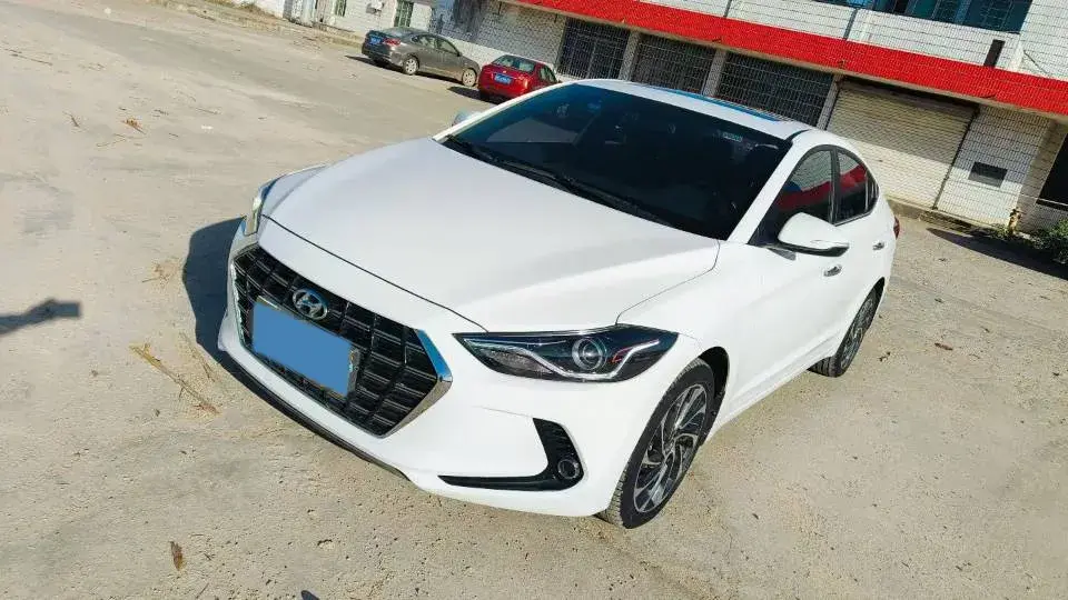2019 Hyundai Elantra 1.4T 130HP L4 7DCT
