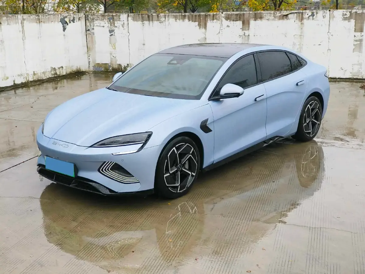 2022 HIMA AITO M5 Range Extended 125HP REEV 40KWH