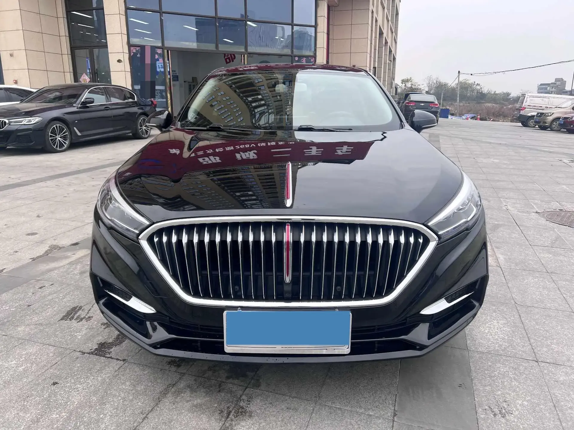 2022 HONGQI H5 thumbnail 2