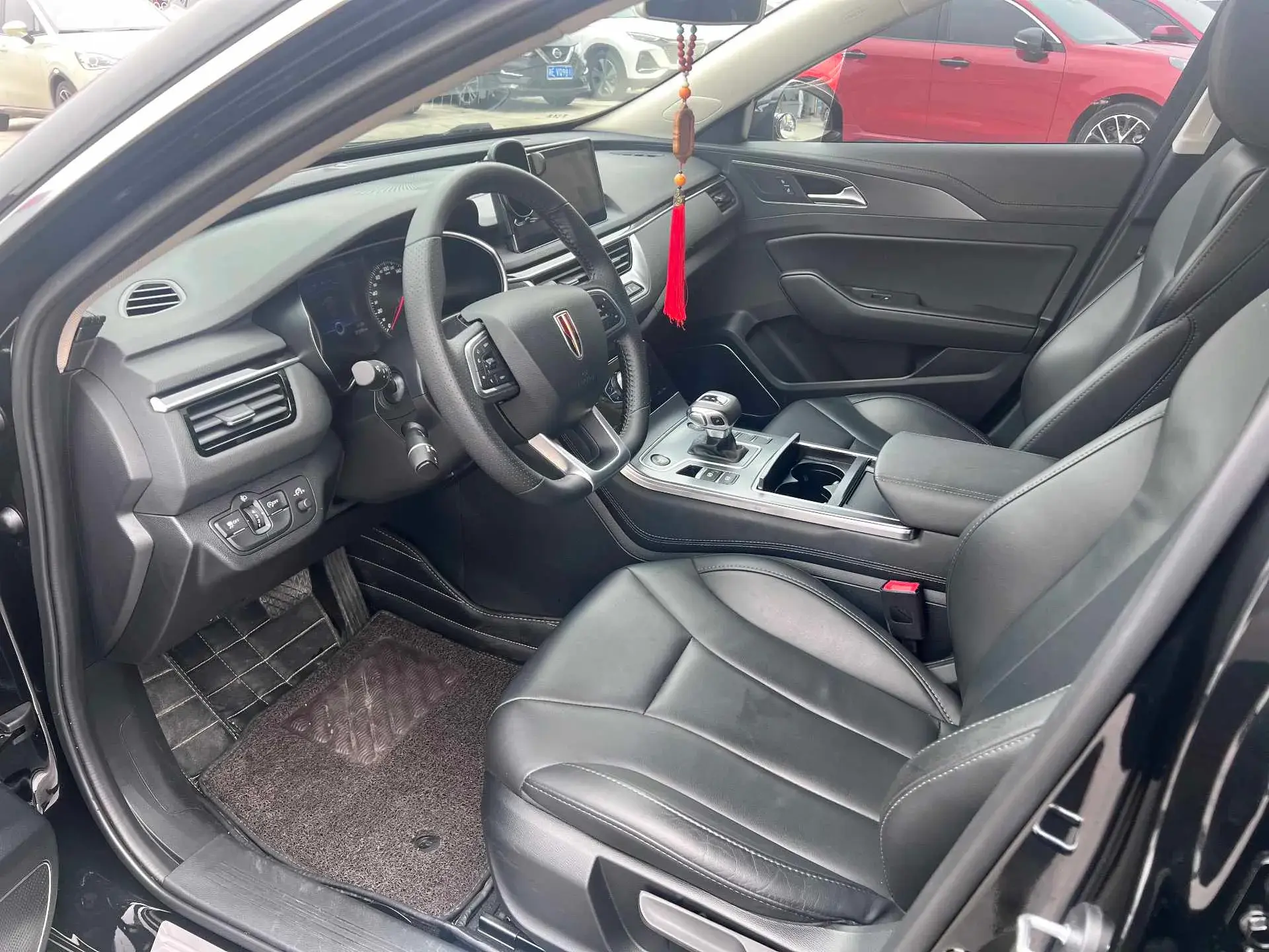 2022 HONGQI H5 thumbnail 4