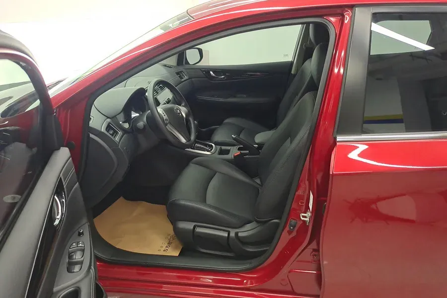 2023 Nissan Tiida 1.6L 122HP L4 CVT,autocango,china used car exporter,china ev exporter,chinese used car exporter,chinese used ev exporter