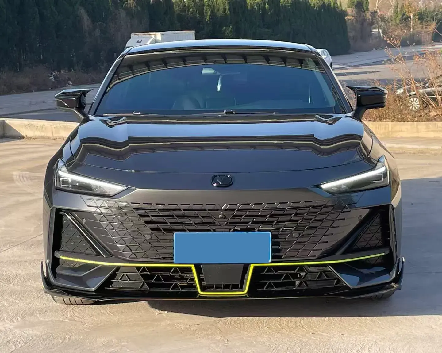 2022 CHANGAN UNI-V thumbnail 2