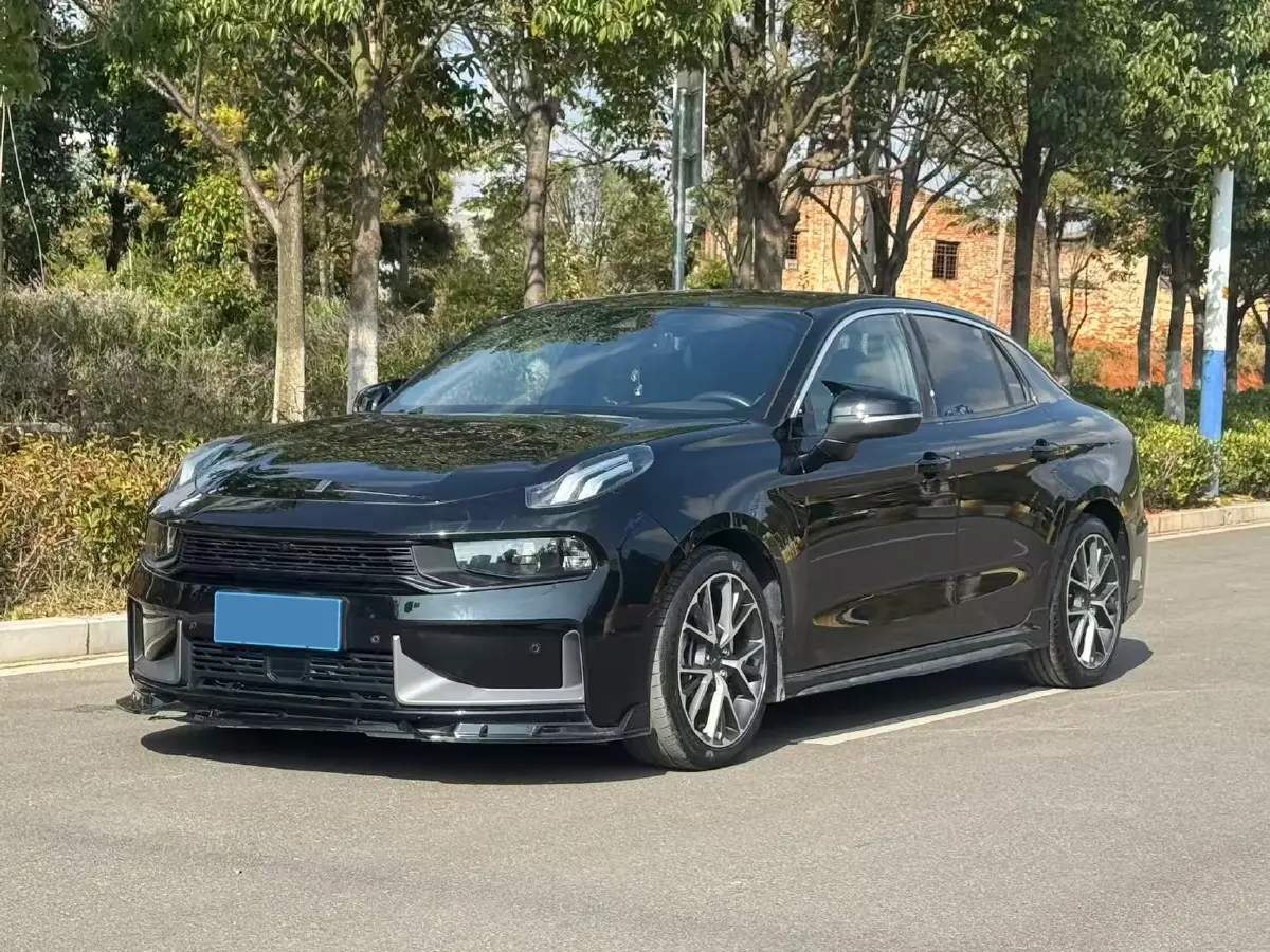 2022 LYNK&CO 03 2.0T 190HP L4 7DCT